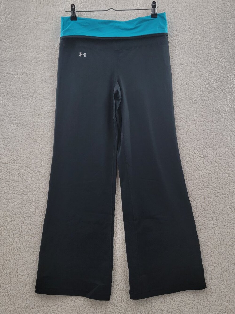 Under Armour Womens Fitted Yoga Pant Size Medium Black/Blue